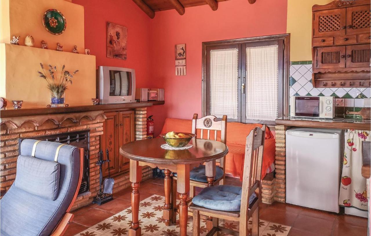 Nice Home In Benalauria With Kitchenette Bagian luar foto